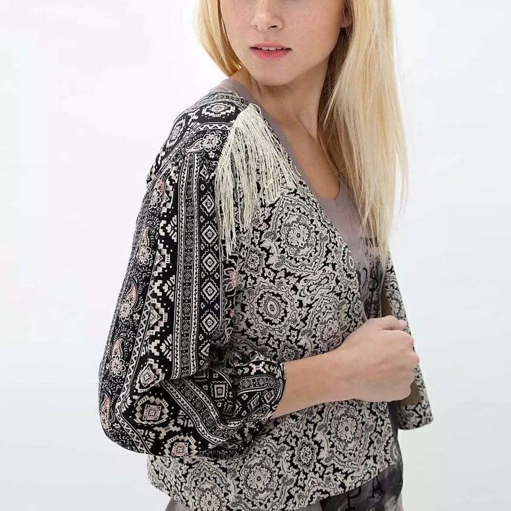 Gimmicks by BKE Buckle Patterned Fringe Western Cropped Blazer Jacket
